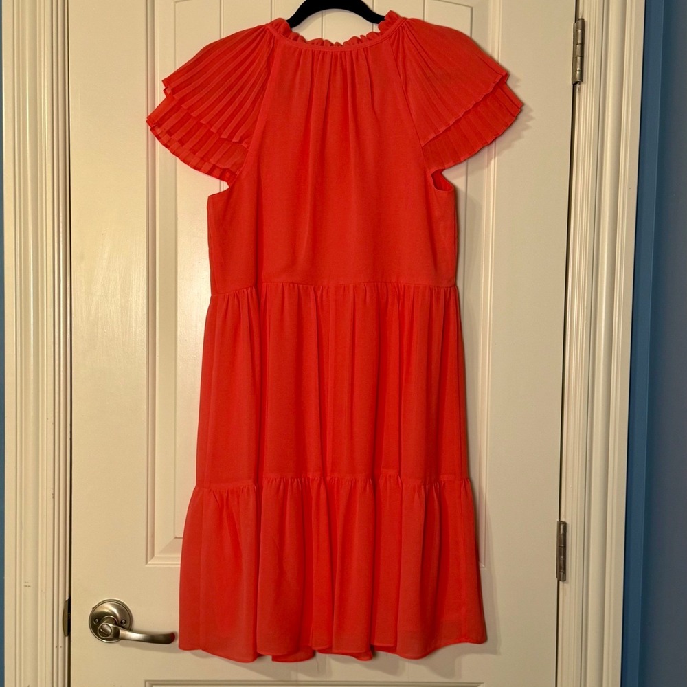 Vince Camuto Tiered Babydoll Dress Size 8 Summer Wedding Vacation Brunch Party - Picture 2 of 7